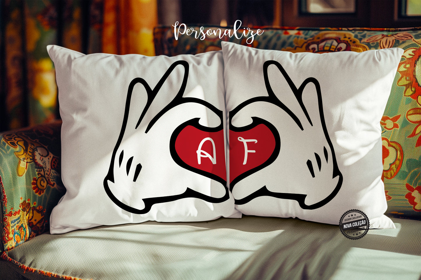 Conjunto de 2 Almofadas " Mãos Minnie e Mickey "