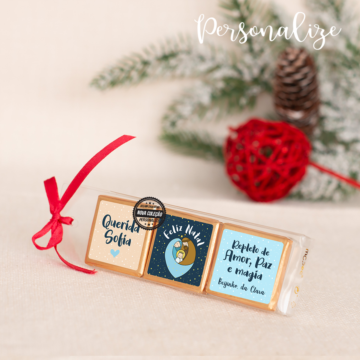 Conjunto de 3 chocolates napolitanas em caixinha transparente e lacinho. Uma lembrança super doce personalizada por si, com um preço muito atrativo para presentear alguém especial.