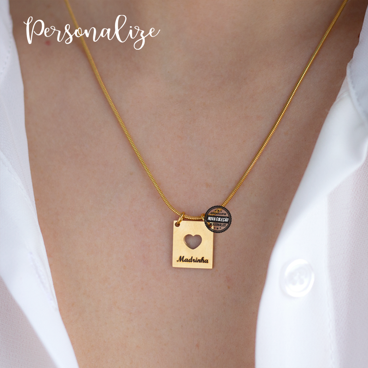 Novidade! Ofereça presentes especiais para o dia a dia cheios de significado! Fio malha snake redonda com medalha recortada com coração. Personalize com nome ou palavra que desejar. Disponível em dourado ou prateado. Recorte de coração não alterável. REF: MP399 Material Aço inóx.