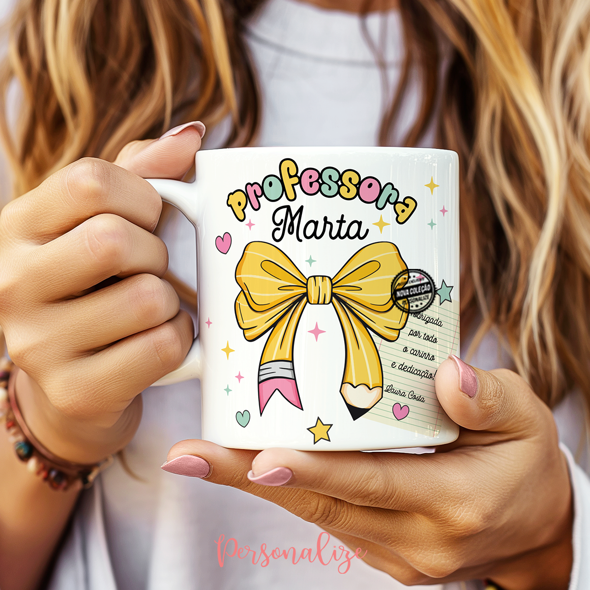 Caneca lápis laço "Professora..."
