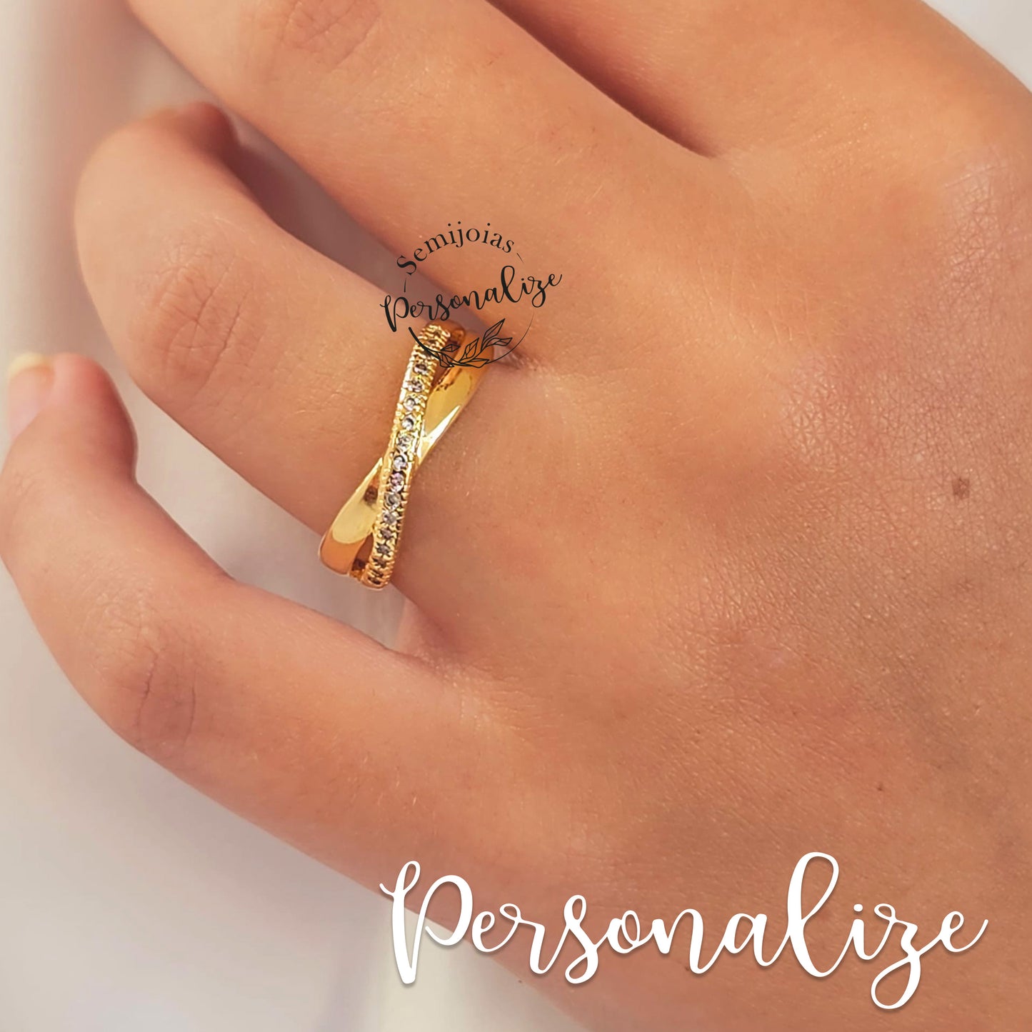 Anel semijoia " Cruzado"