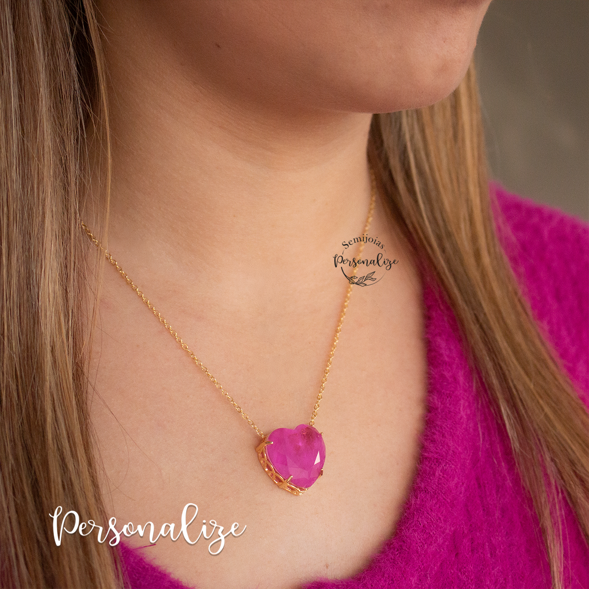 Semijoias com Pedras fusion! O presente perfeito para a Mãe, Namorada, Avó... ou para si mesma. Colar semijoia " Coração fusion " com banho de ouro 18k.