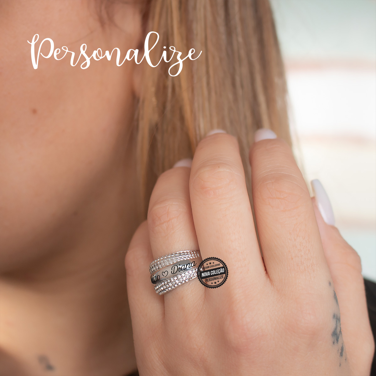 Anel largo com brilhantes "Nomes"