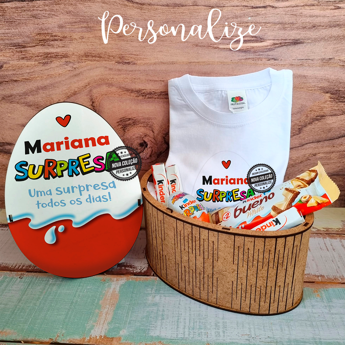 Novidade de Páscoa! Um dos nossos preferidos com os chocolates que mais adora! Para os mais pequeninos este é p presente ideal, com certeza que irão adorar! Personalize com pequena frase que desejar: REF: PASC015 Conjunto composto por : 1 caixa em forma de ovo personalizada. 1 t-shirt branca 100% algodão personalizável. Disponível do tamanho 1 ano até 14 anos. 3 barritas kinder 1 kinder buenno 1 ovo kinder