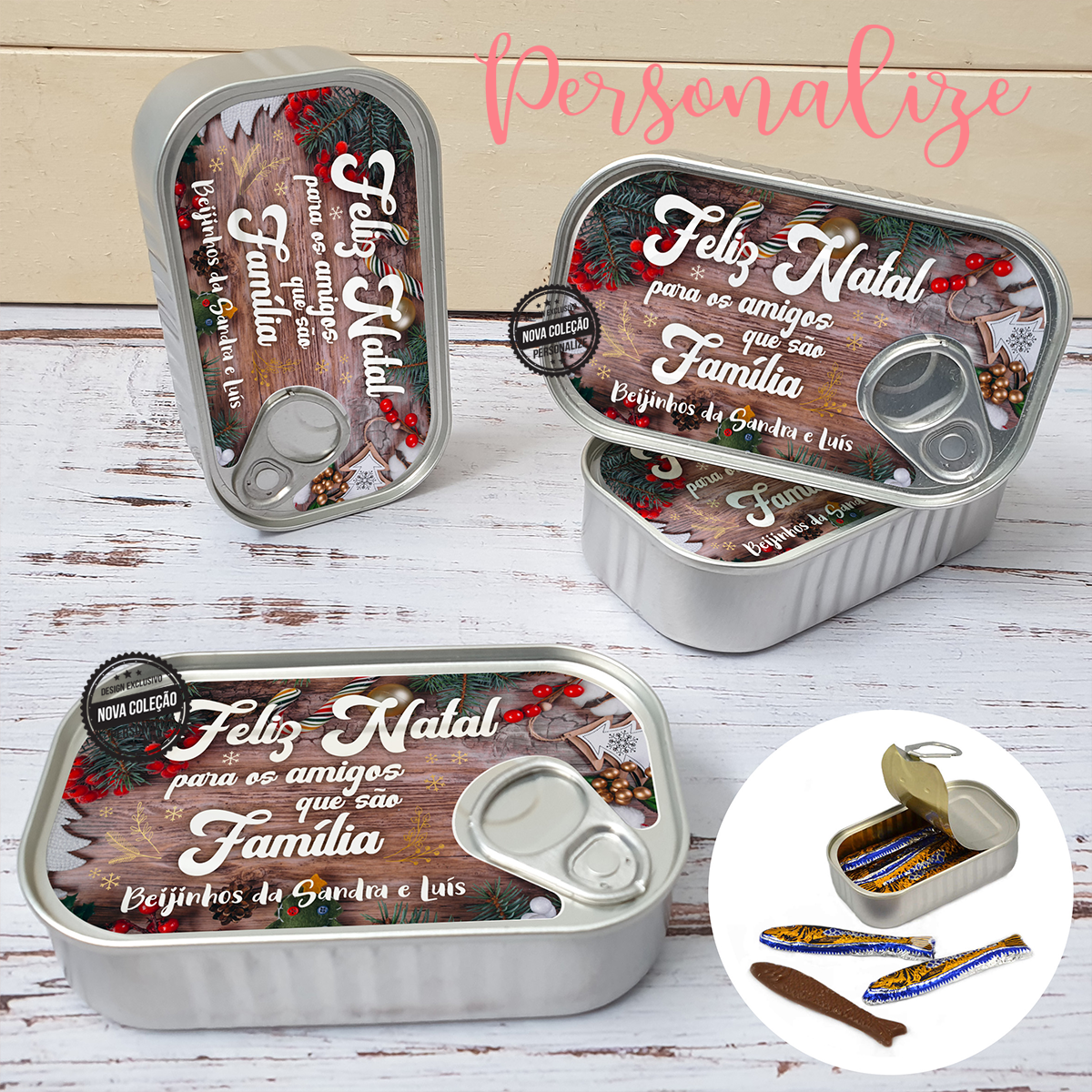 Latinhas de sardinhas de chocolate "Feliz Natal para os amigos da família". Pode personalizar com a frase que desejar.