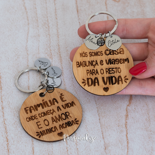 Porta-chaves em madeira natural "Família"