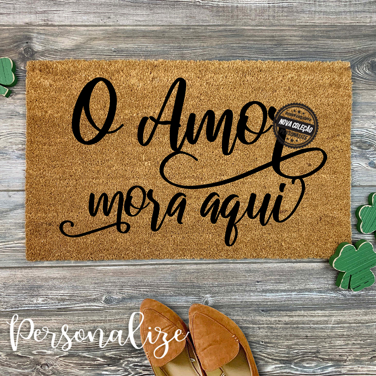 Tapete de entrada "O amor mora Aqui"