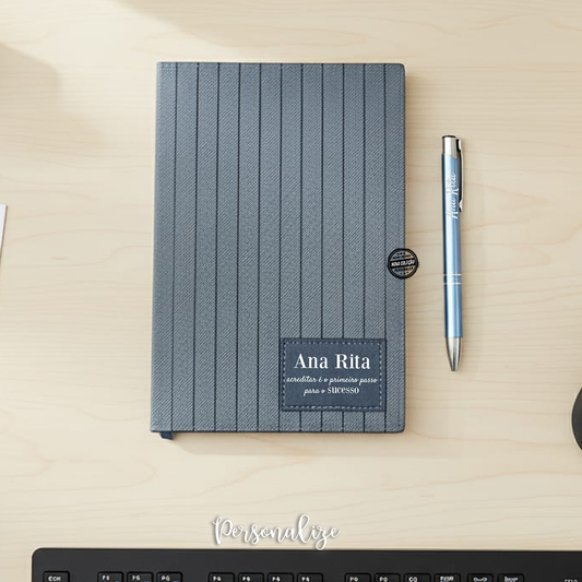 Bloco riscas com caneta "Nome e frase"