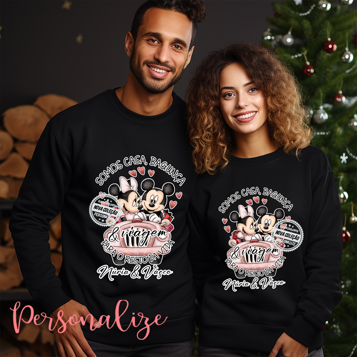 Dia dos Namorados  Uma coleção imperdível para os amantes da Disney!  T-shirt ou Sweat Minnie e Mickey "Nós somos casa, bagunça e viagem para o resto da vida."  Personalize com o desejar. Disponível do S ao XXL. Vendido separadamente.  REF: NAM464  Material Sweat composição 80 % algodão e 20 % poliéster. T-shirt 100% algodão.