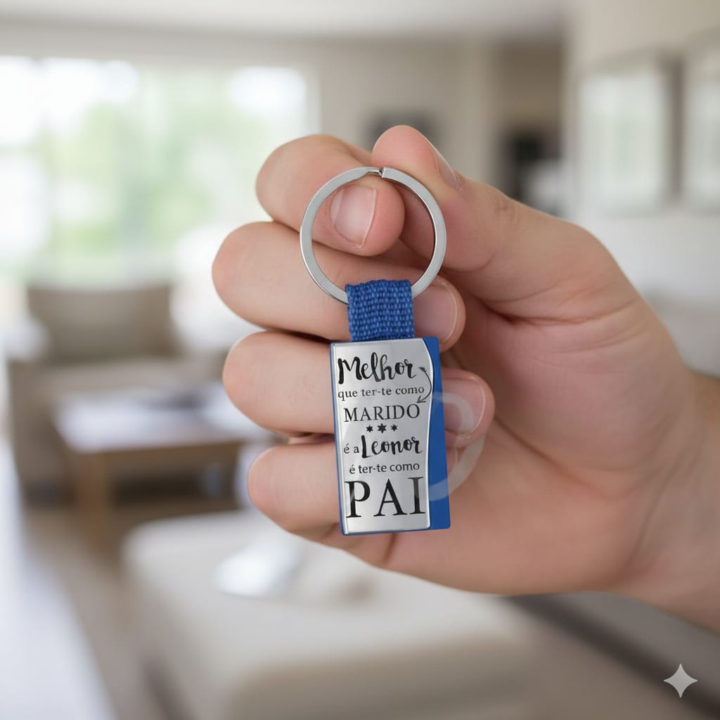 Porta chaves " Melhor do que ter-te como Marido é a Leonor ter-te como Pai"