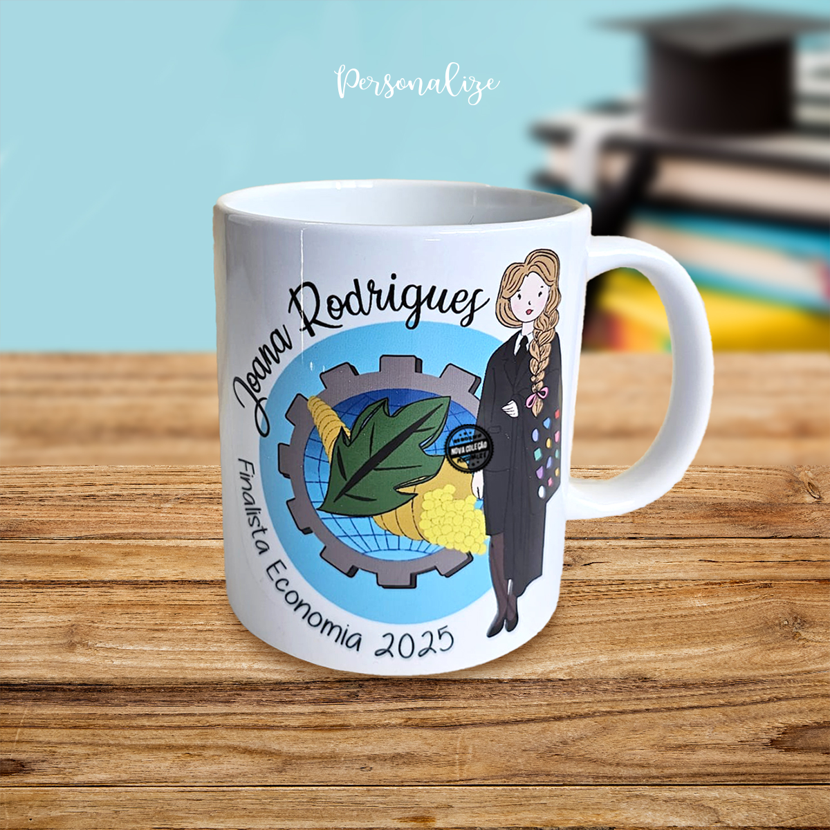 As nossas canecas são um presente que nunca falha!&nbsp;

Caneca de cerâmica "Finalista de...", a sugestão ideal para oferecer a quem acabou de tirar o curso.
Personalize com frase e/ou curso que desejar.&nbsp;
