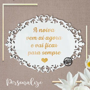 Novidade!   Conte connosco para concretizar as decorações dos seus eventos!  Fazemos diversos tipos de artigos em madeira para lembranças, identificadores de mesa ou decoração do seu evento. Para pedido de orçamentos fale connosco através de mensagem privada ou via email: encomedas@personalize.pt iremos ajudar a concretizar a sua ideia.   REF: CAS046