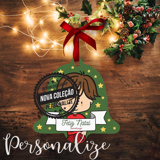 Sino de Natal plano com menino Personalize
