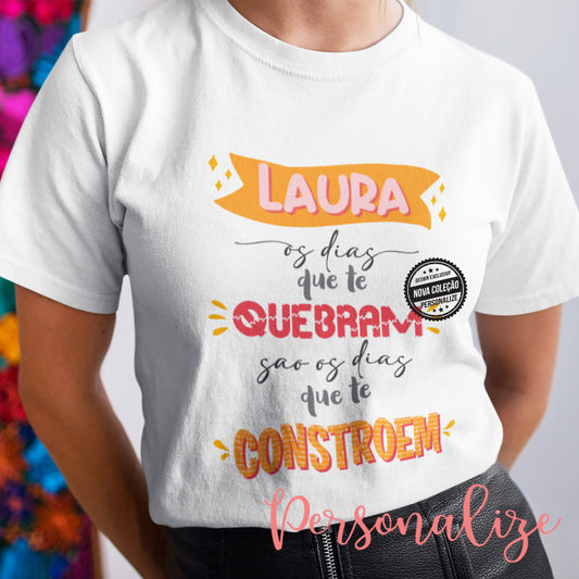A t shirt personalizada perfeita para pessoas resilientes
T-shirt 100 % algodão para completar o seu look com frase a seu gosto ou para oferecer a alguém especial no aniversário, natal ou algu